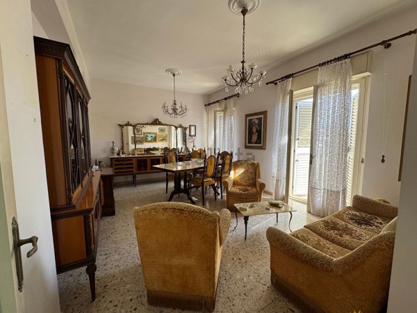 appartamento in vendita a Reggio di Calabria in zona Centro Storico