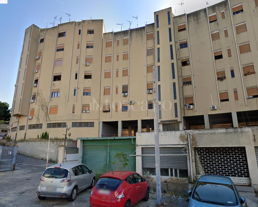 appartamento in vendita a Reggio di Calabria in zona Pentimele