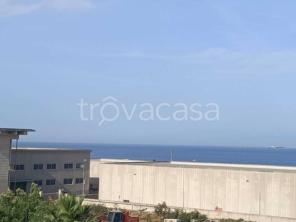 casa indipendente in vendita a Reggio di Calabria in zona San Gregorio