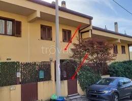 casa indipendente in vendita a Reggio di Calabria in zona Spirito Santo