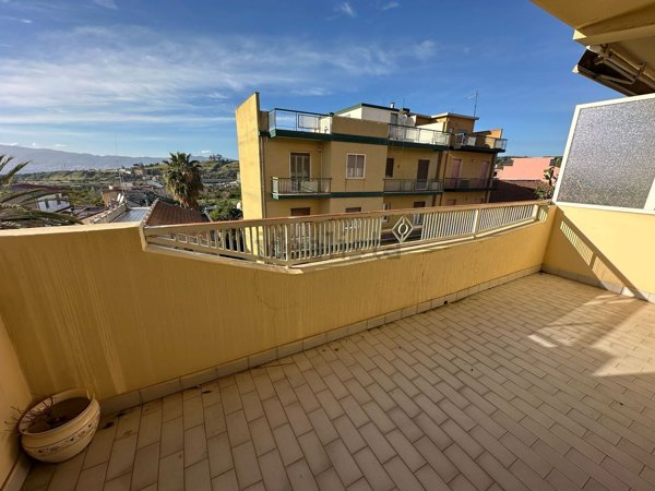 appartamento in vendita a Reggio di Calabria in zona Gallico Superiore