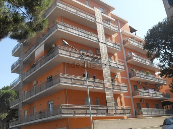 appartamento in vendita a Reggio di Calabria in zona Sbarre