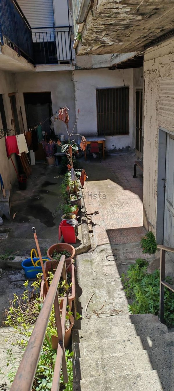 appartamento in vendita a Reggio di Calabria in zona Modena