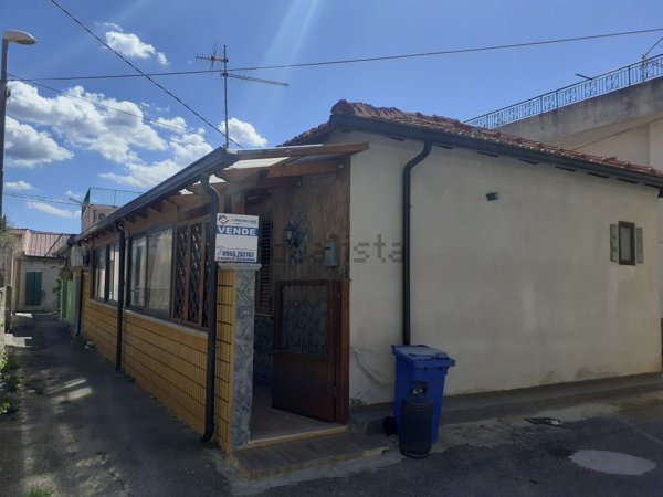 appartamento in vendita a Reggio di Calabria in zona Catona