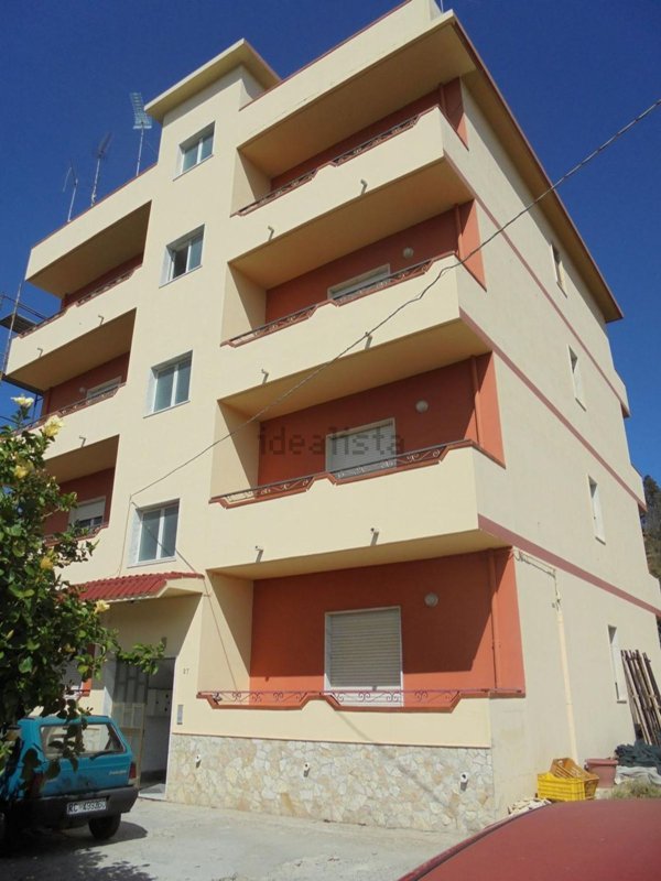 appartamento in vendita a Reggio di Calabria in zona Catona