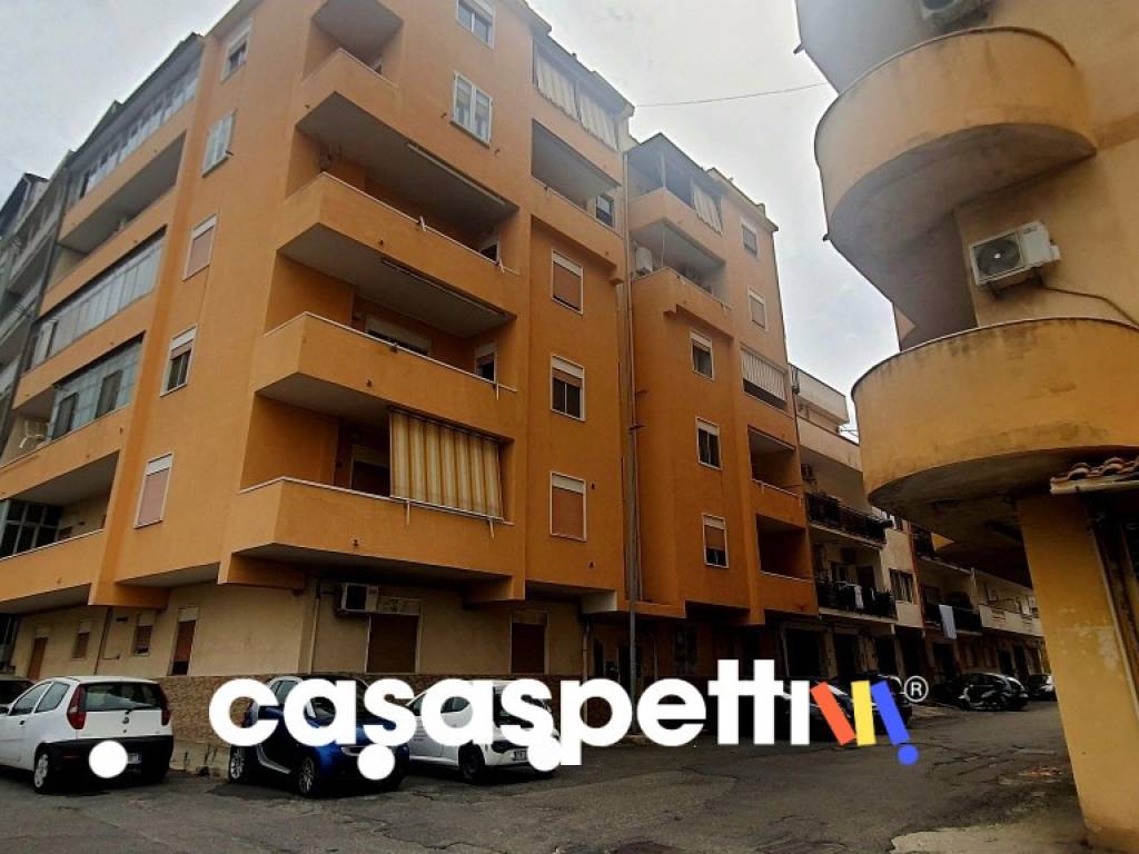 appartamento in vendita a Reggio di Calabria in zona Sbarre