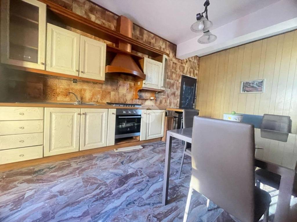 appartamento in vendita a Reggio di Calabria in zona Stadio