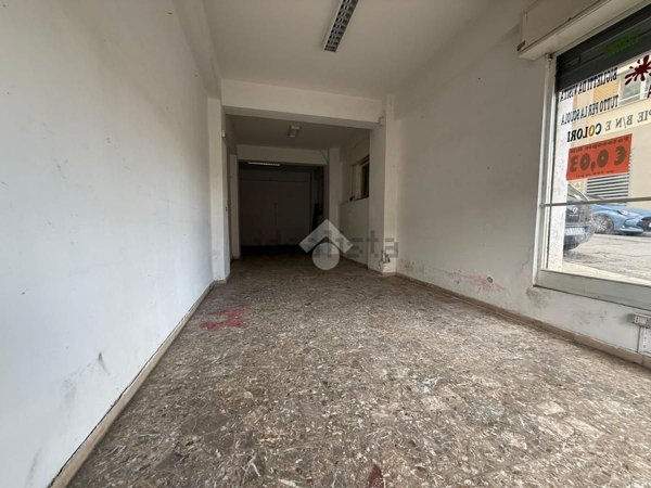 locale commerciale in vendita a Reggio di Calabria