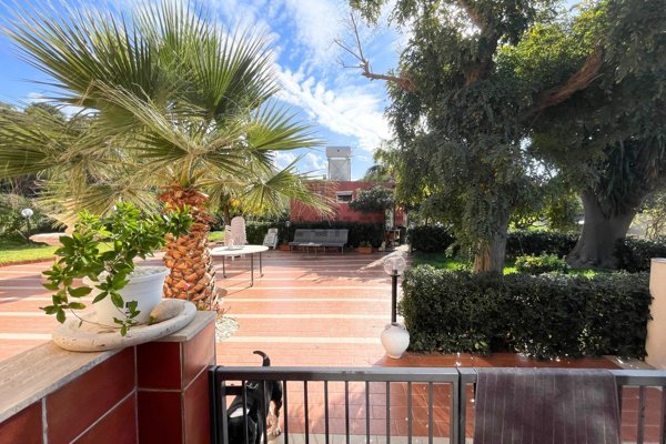 casa indipendente in vendita a Reggio di Calabria in zona Gallico Superiore