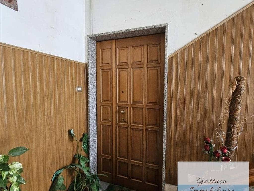 appartamento in vendita a Reggio di Calabria in zona Sbarre