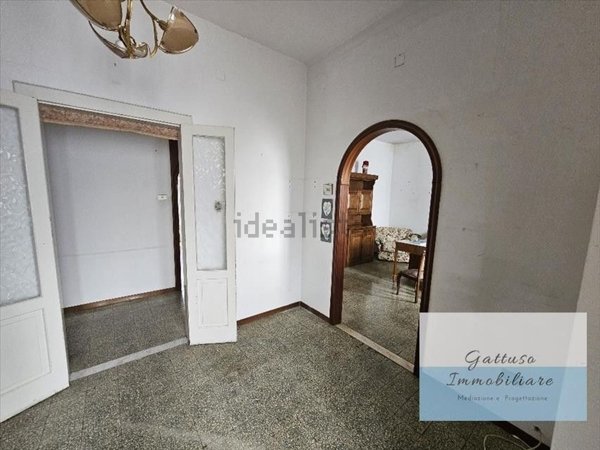 appartamento in vendita a Reggio di Calabria in zona Sbarre