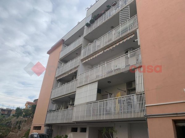 appartamento in vendita a Reggio di Calabria in zona Modena