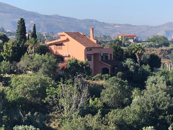 casa indipendente in vendita a Reggio di Calabria in zona Ravagnese