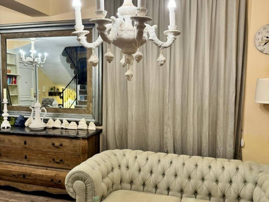 casa indipendente in vendita a Reggio di Calabria in zona Catona