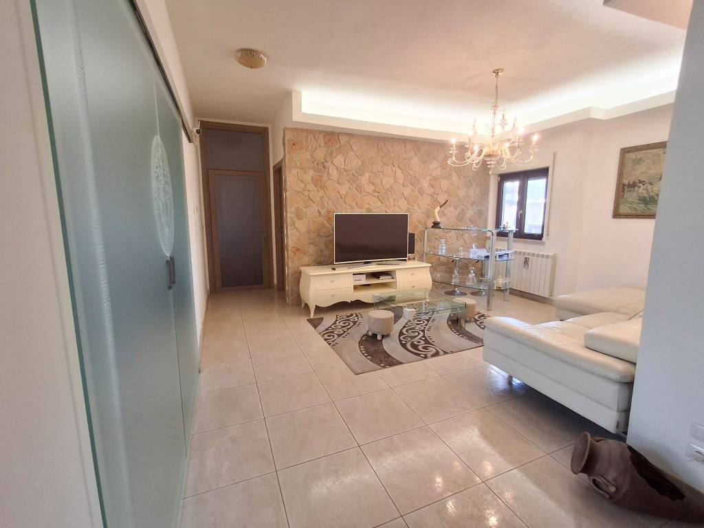 appartamento in vendita a Reggio di Calabria in zona San Giorgio