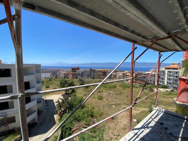 appartamento in vendita a Reggio di Calabria in zona Sant'Elia di Condera