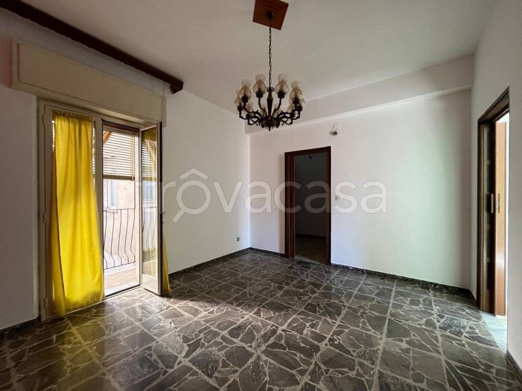 appartamento in vendita a Reggio di Calabria in zona Sbarre