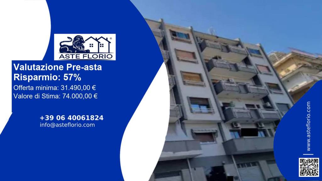 negozio in vendita a Reggio di Calabria in zona Centro Storico