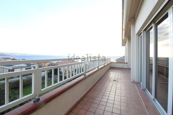 appartamento in vendita a Reggio di Calabria in zona Gallico Marina