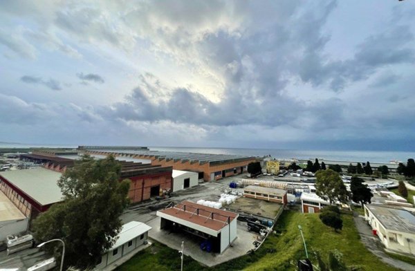appartamento in vendita a Reggio di Calabria in zona Rione Ferrovieri