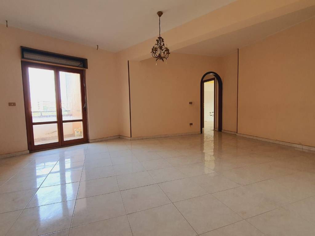 appartamento in vendita a Reggio di Calabria in zona Modena