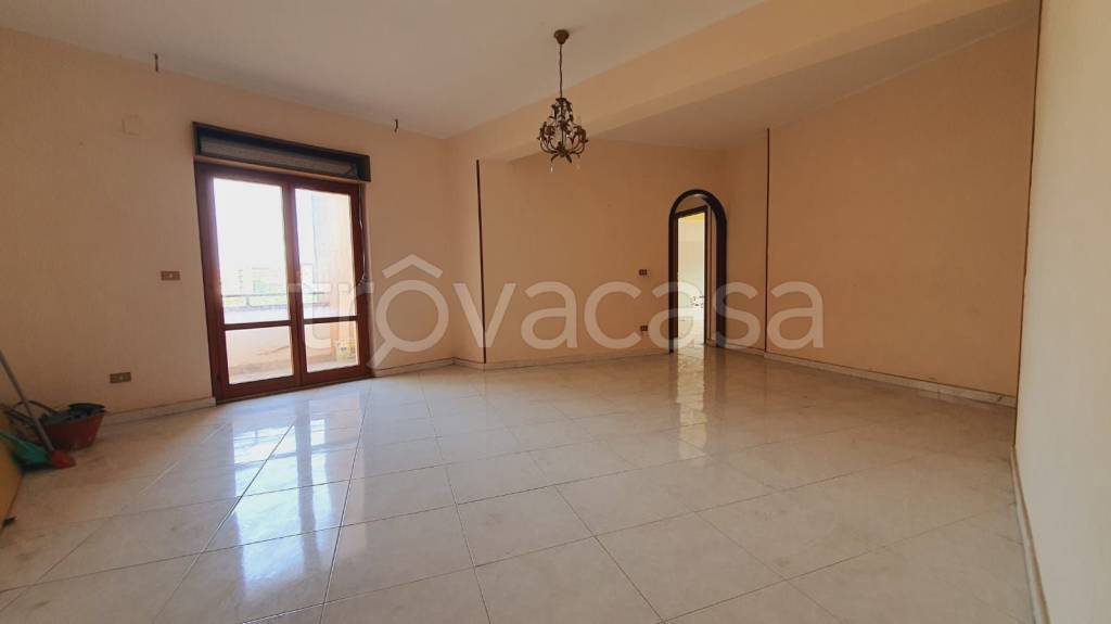 appartamento in vendita a Reggio di Calabria in zona Modena