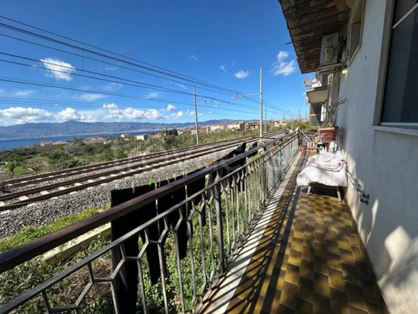 appartamento in vendita a Reggio di Calabria in zona Gallico Superiore