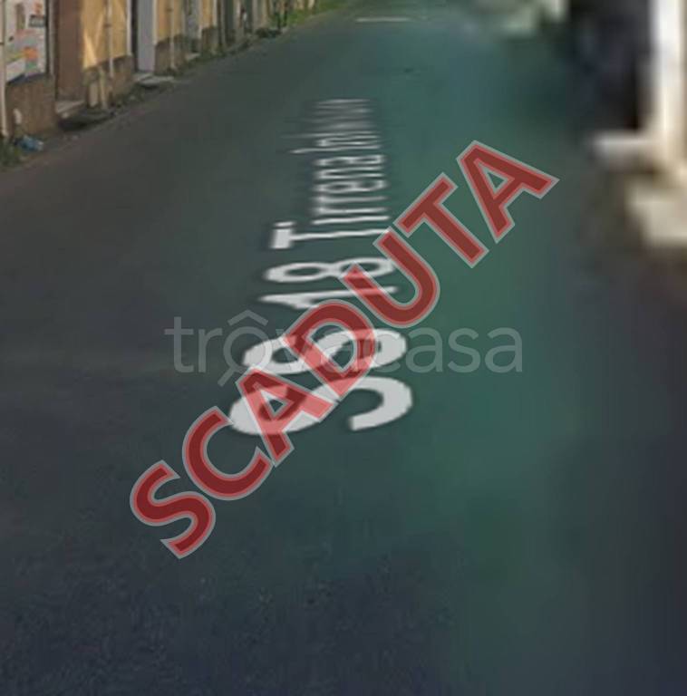 locale commerciale in vendita a Reggio di Calabria in zona Gallico Superiore