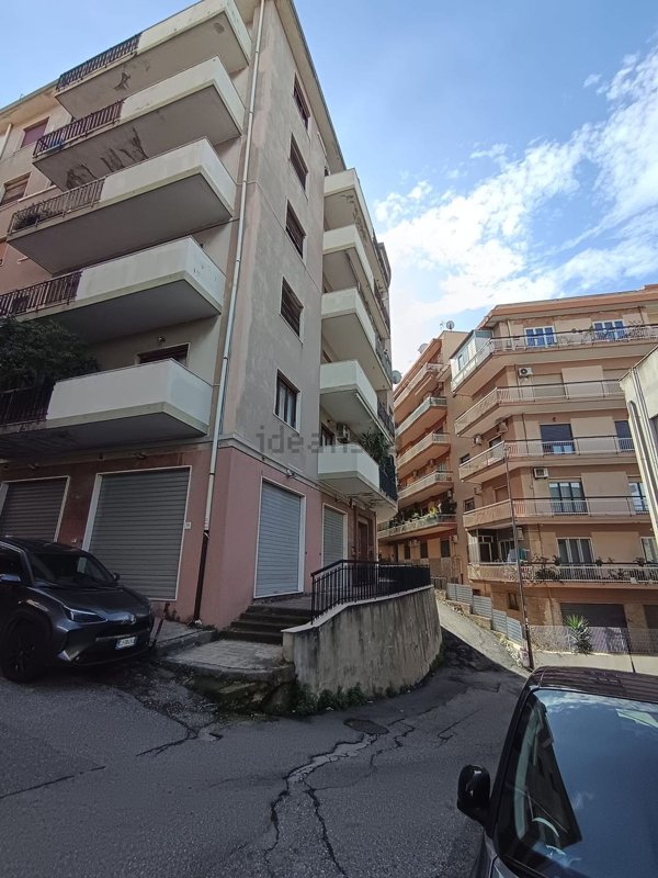 appartamento in vendita a Reggio di Calabria in zona Trabocchetto
