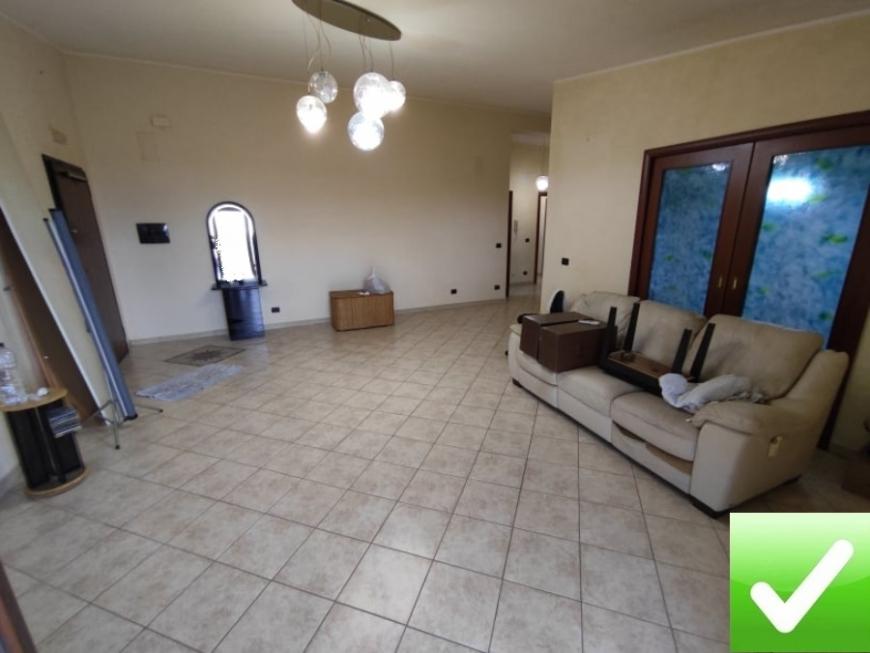 appartamento in vendita a Reggio di Calabria in zona Sbarre