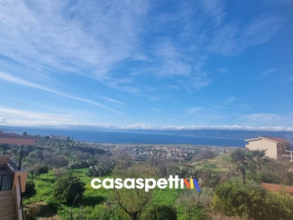 casa indipendente in vendita a Reggio di Calabria in zona Gallina
