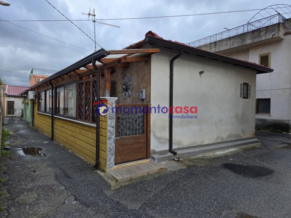 casa indipendente in vendita a Reggio di Calabria in zona Catona
