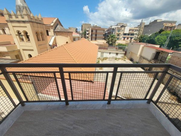 appartamento in vendita a Reggio di Calabria in zona Sbarre