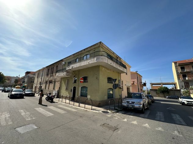 negozio in vendita a Reggio di Calabria in zona Sbarre