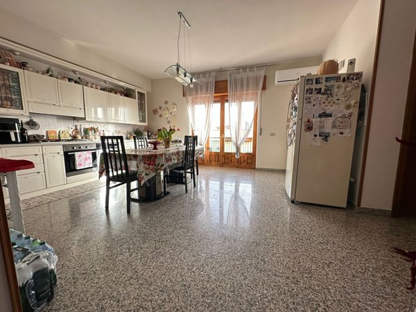 appartamento in vendita a Reggio di Calabria in zona Saracinello