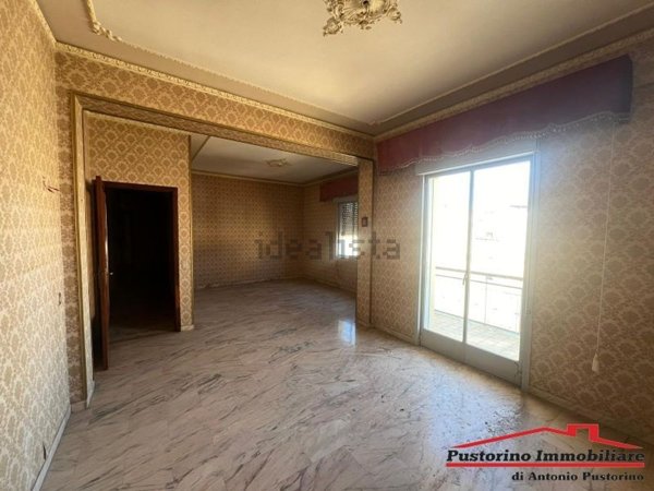 appartamento in vendita a Reggio di Calabria in zona Sbarre