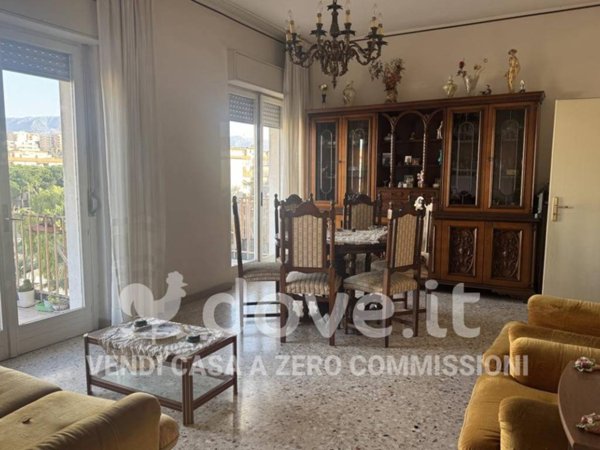 appartamento in vendita a Reggio di Calabria in zona Sbarre