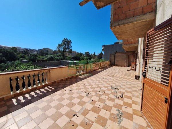 appartamento in vendita a Reggio di Calabria in zona Centro Storico