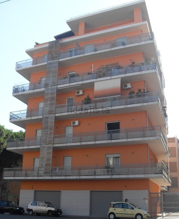 appartamento in vendita a Reggio di Calabria in zona Sbarre
