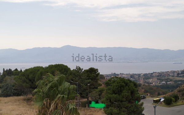 appartamento in vendita a Reggio di Calabria in zona Catona