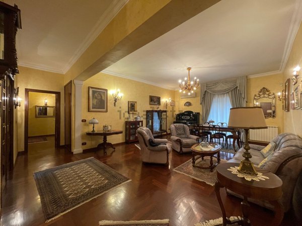 appartamento in vendita a Reggio di Calabria in zona Rione Ferrovieri