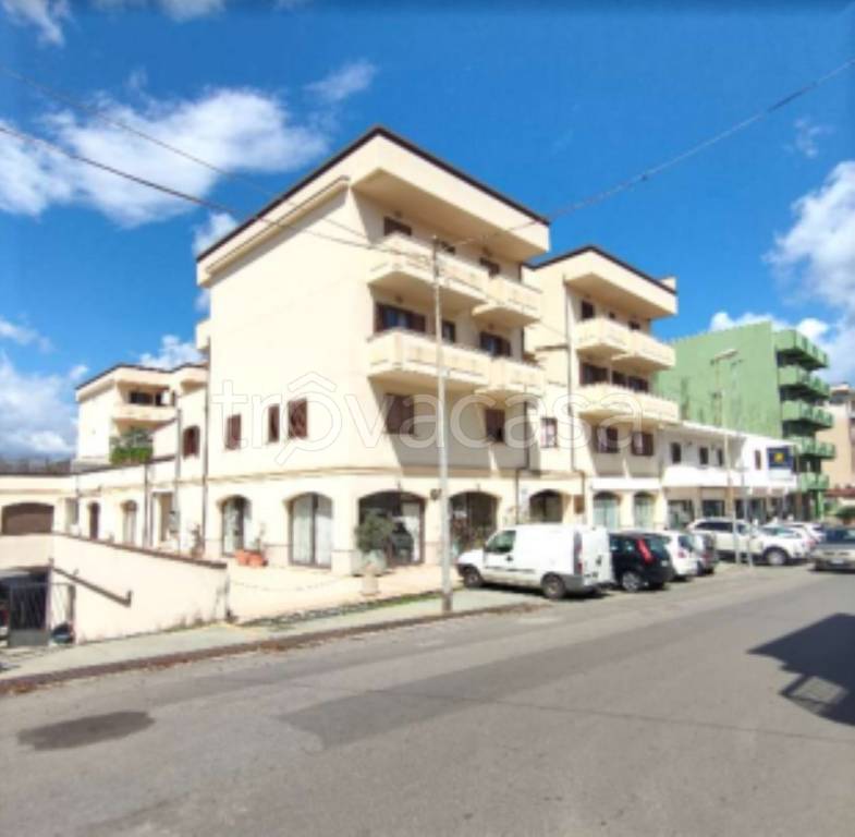 casa indipendente in vendita a Reggio di Calabria in zona Catona