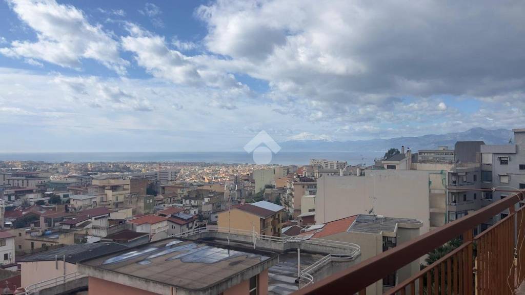 appartamento in vendita a Reggio di Calabria in zona Trabocchetto