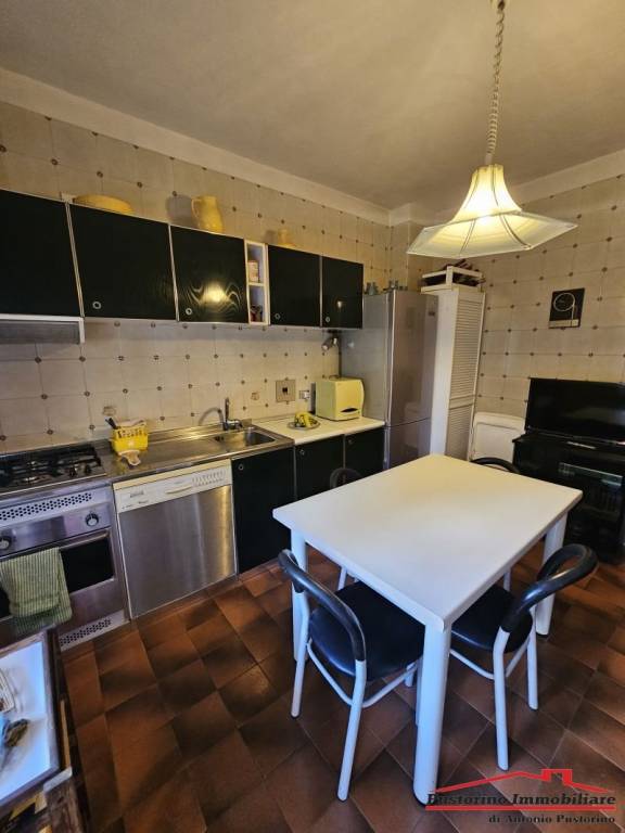 appartamento in vendita a Reggio di Calabria in zona Sbarre