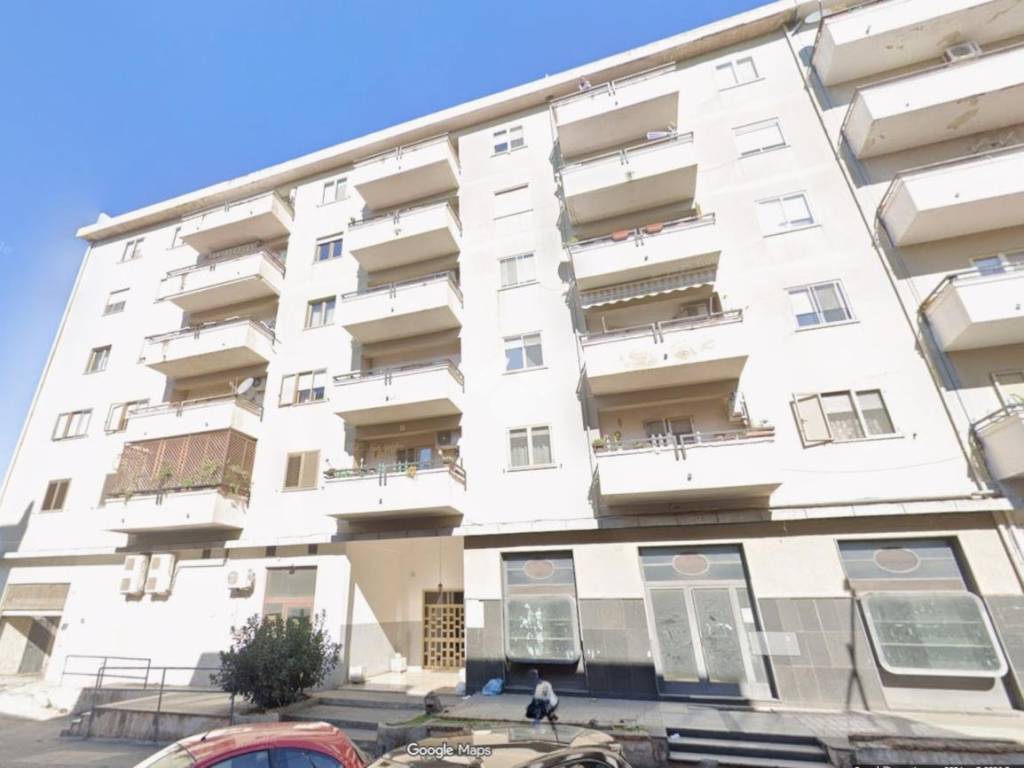appartamento in vendita a Reggio di Calabria in zona Modena
