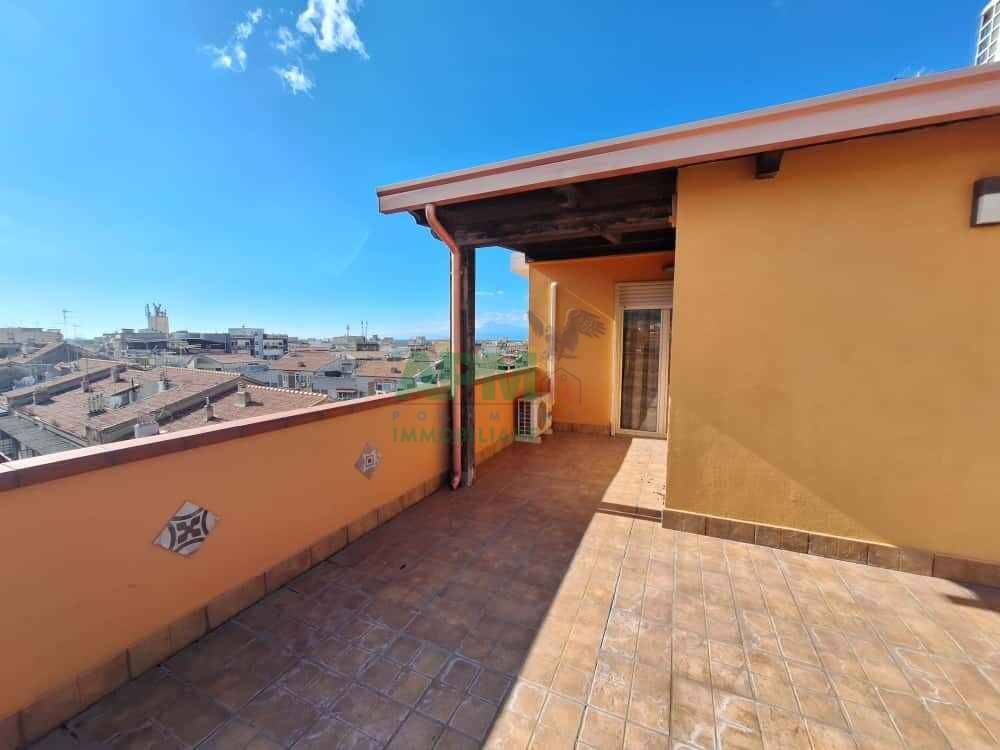 appartamento in vendita a Reggio di Calabria in zona Sbarre