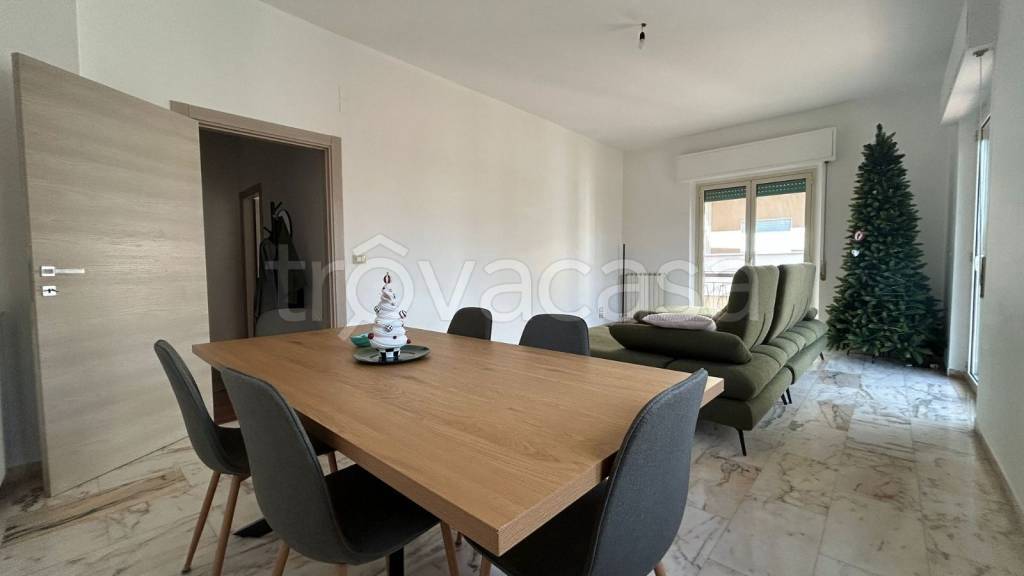 appartamento in vendita a Reggio di Calabria in zona Rione Ferrovieri