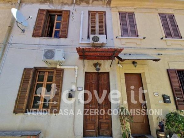 casa indipendente in vendita a Reggio di Calabria in zona Centro Storico