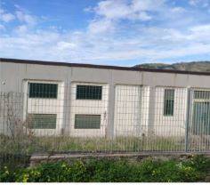 locale commerciale in vendita a Reggio di Calabria