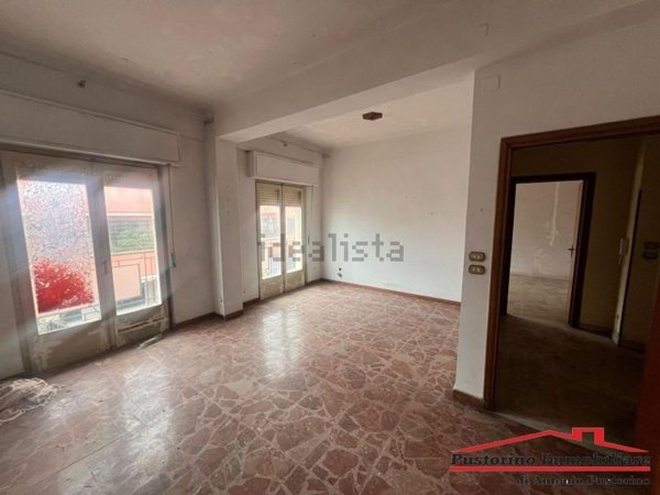 appartamento in vendita a Reggio di Calabria in zona Sbarre